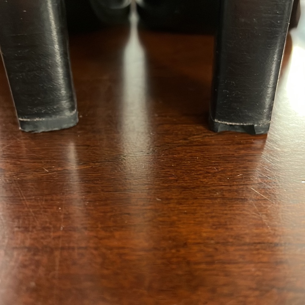 Authentic Gucci - Picture 12 of 12